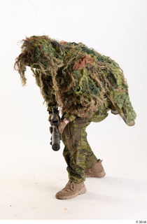 Andrew Elliott in Ghillie Crouching crouching standing whole body 0001.jpg